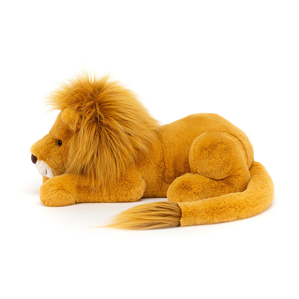 Alternative view of Louie Lion